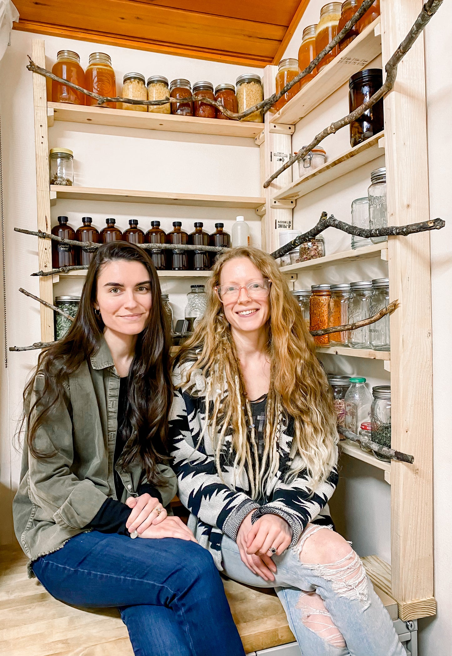 Wildly Botanical Logo