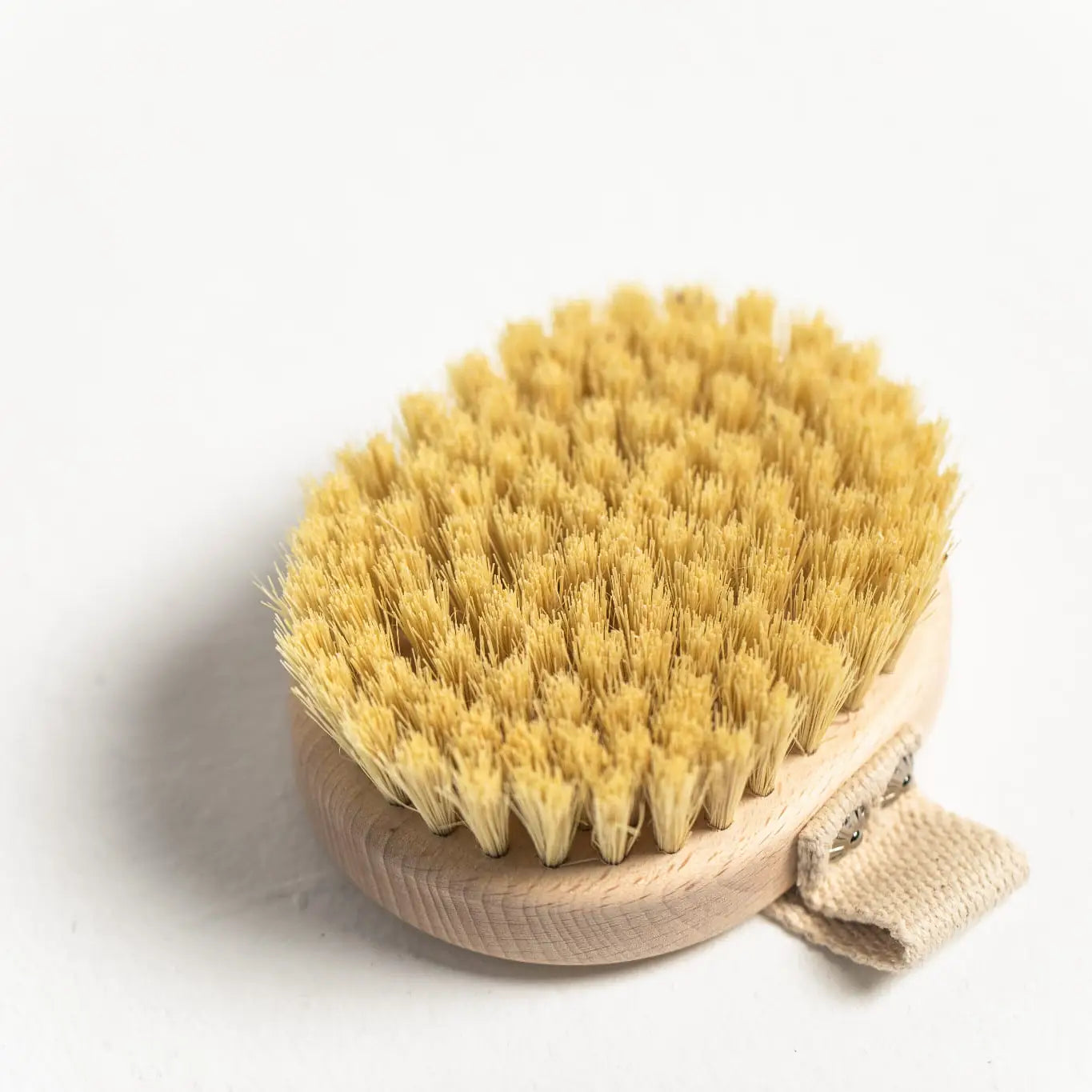 dry brush, vegan, cloth handle